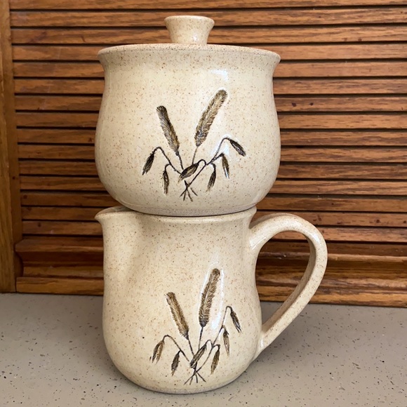 Vintage Other - Vintage 🌱 Mattison Pottery Sugar & Creamer Set